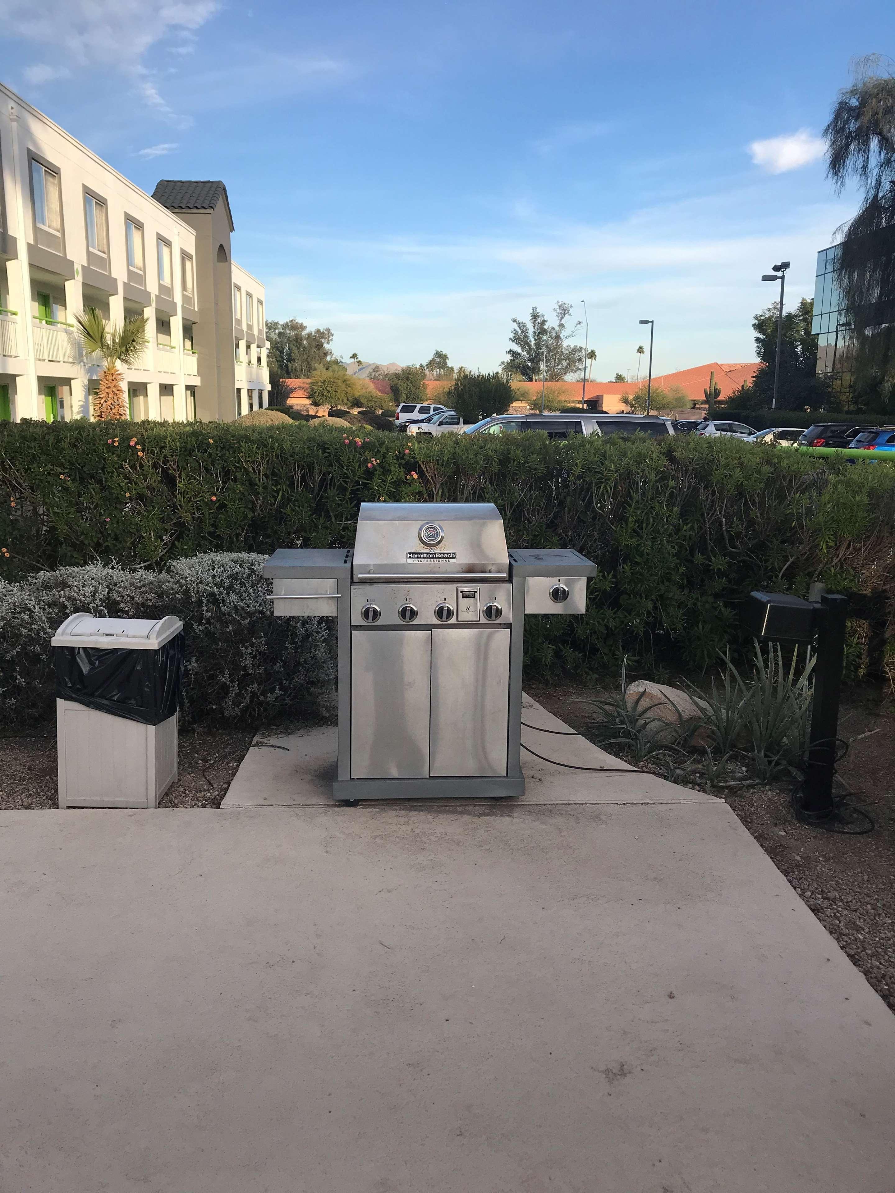 Revival Scottsdale Studios Экстерьер фото